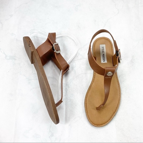 [Steve Madden] T-Strap Leather Flat Sandals - Picture 2 of 5